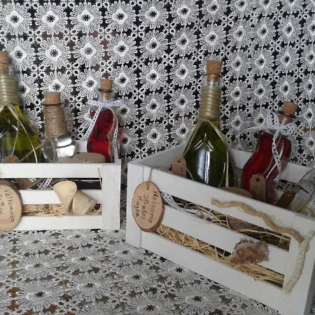 Stratos & Magda's